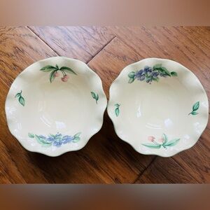 Set of 2 Pfaltzgraff Cream and Green Floral Bowls